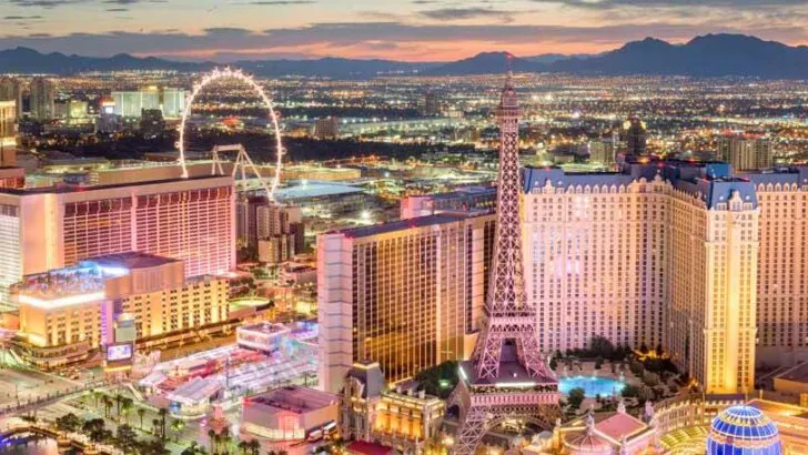 Top 10 Las Vegas Hotels on The Strip travel notes and guides